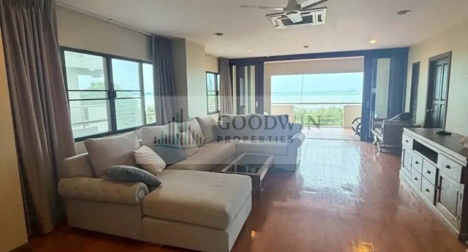 For rent and for sale 3 bedrooms condo in Na Jomtien, Pattaya