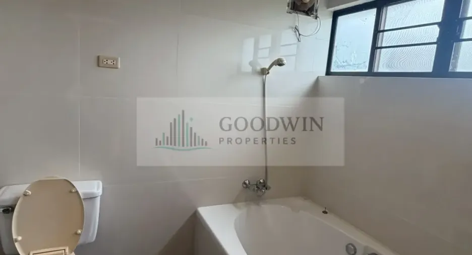 For rent and for sale 3 bedrooms condo in Na Jomtien, Pattaya