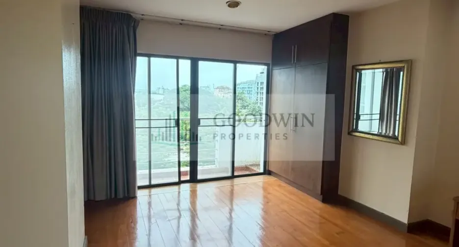For rent and for sale 3 bedrooms condo in Na Jomtien, Pattaya