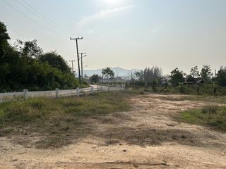 For sale 1 bed land in Tha Yang, Phetchaburi