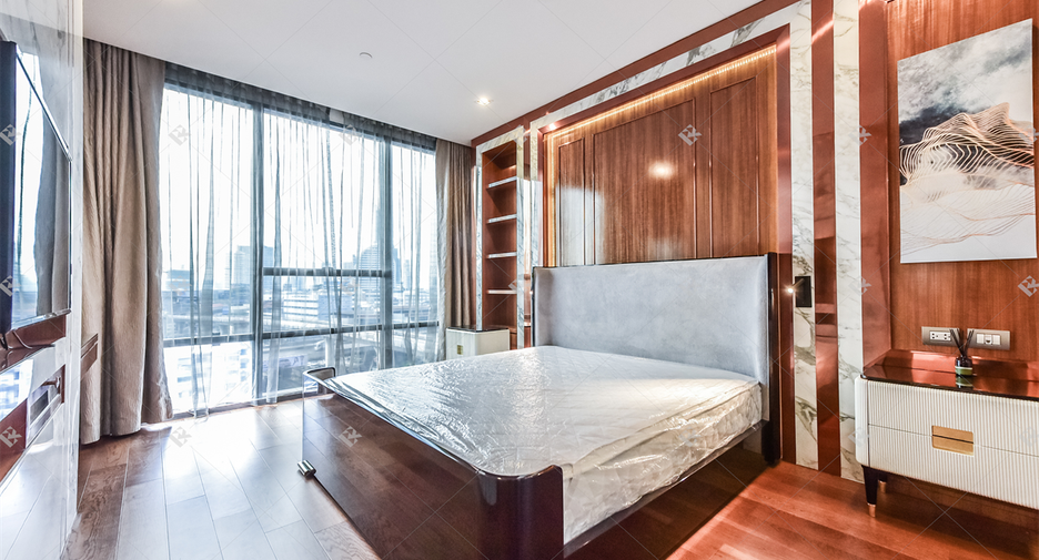 For sale 1 bed condo in Sathon, Bangkok