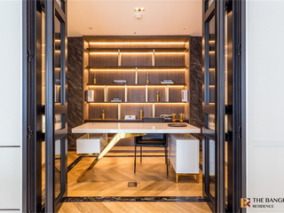 For sale 3 bedrooms condo in Khlong Toei, Bangkok