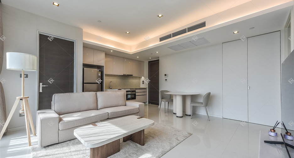 For rent 1 bed condo in Sathon, Bangkok