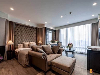 À louer 3 chambres condo à Pathum Wan, Bangkok