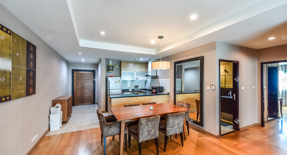 Condo en alquiler de 2 habitaciones en Sathon, Bangkok