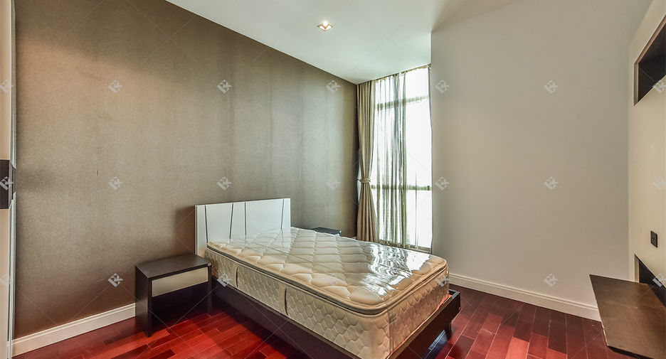 À louer 3 chambres condo à Pathum Wan, Bangkok