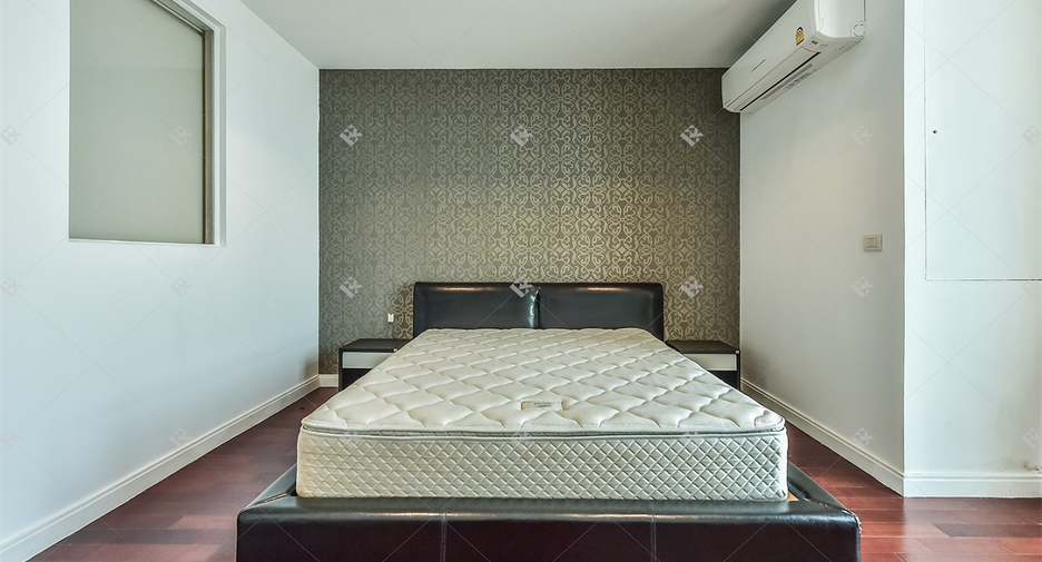 À louer 3 chambres condo à Pathum Wan, Bangkok