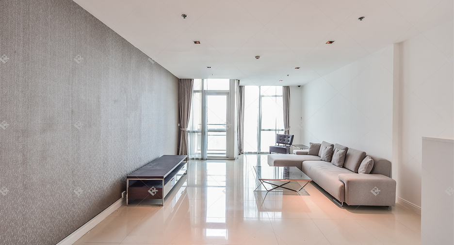À louer 3 chambres condo à Pathum Wan, Bangkok