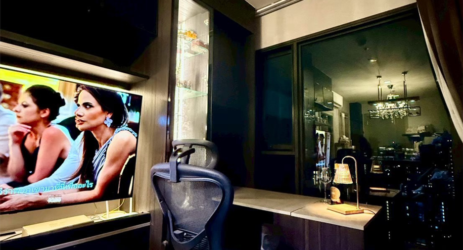 For sale 1 bed condo in Huai Khwang, Bangkok