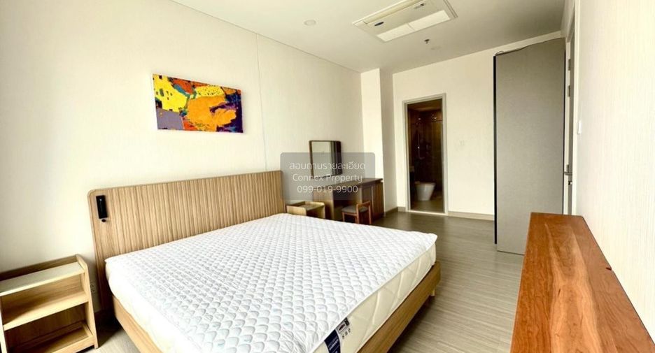 Wohnung zur Miete mit 1 Zimmer in Bang Rak, Bangkok