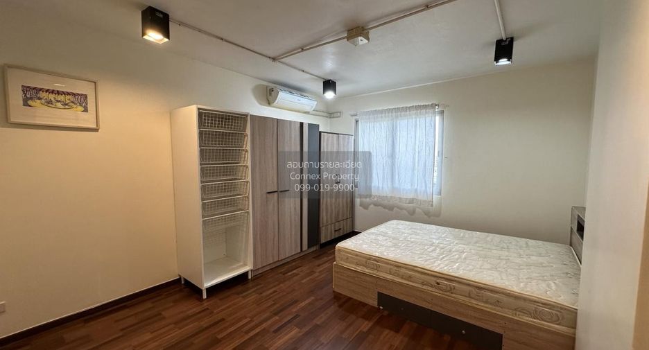 For rent 1 bed condo in Yan Nawa, Bangkok