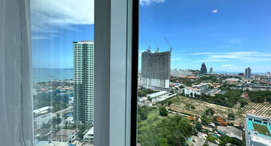 For sale 2 bedrooms condo in Jomtien, Pattaya