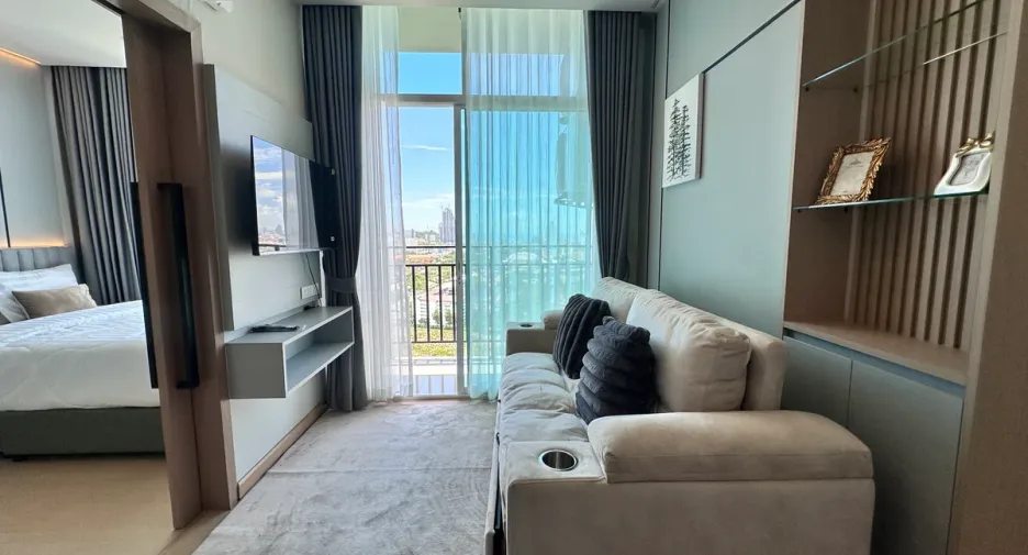 For sale 2 bedrooms condo in Jomtien, Pattaya