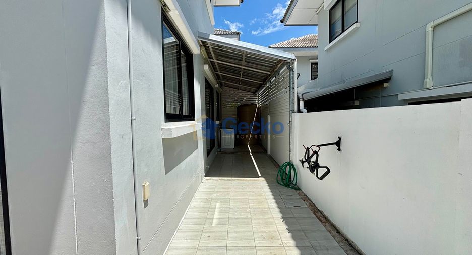 For sale 3 bedrooms house in Bang Lamung, Chonburi