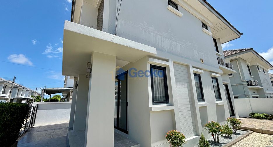 For sale 3 bedrooms house in Bang Lamung, Chonburi