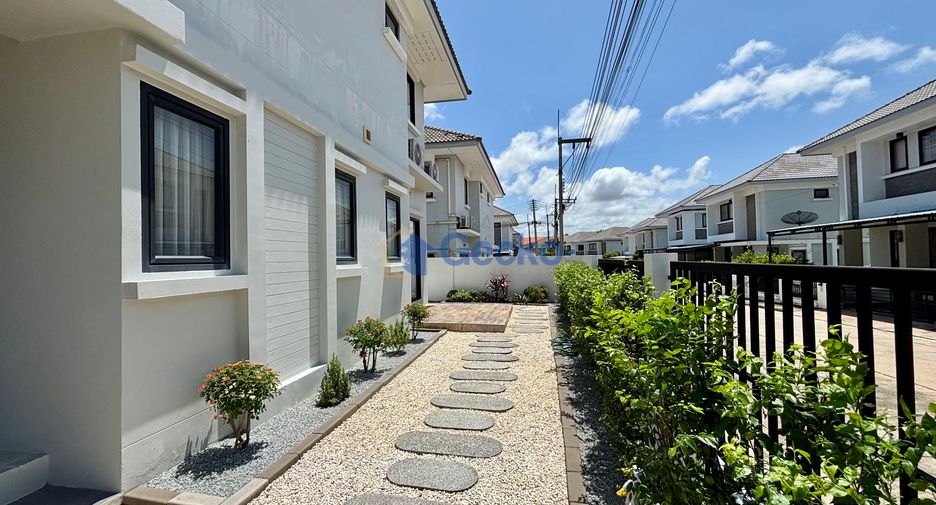 For sale 3 bedrooms house in Bang Lamung, Chonburi