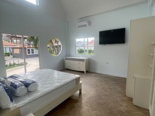 À louer 3 chambres maison à Mueang Phuket, Phuket