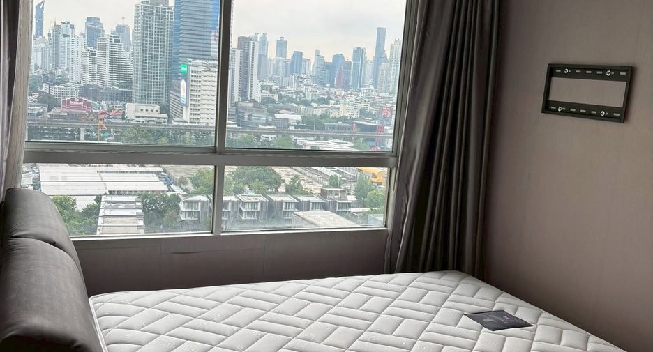 À vendre 1 chambre condo à Huai Khwang, Bangkok