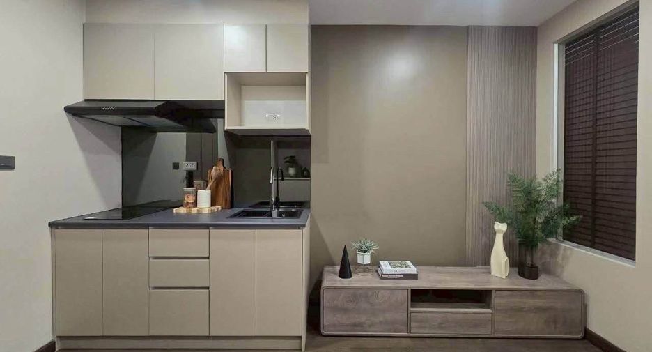 For sale 1 bed condo in Watthana, Bangkok