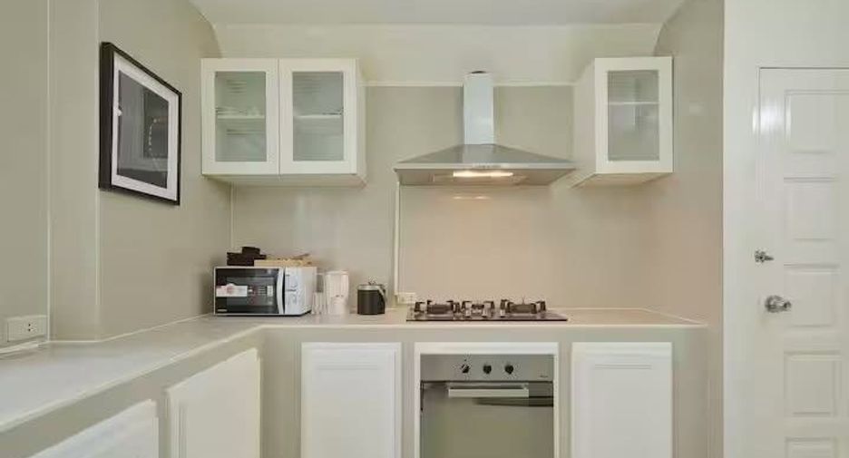 Haus zur Miete mit 5 Zimmer in Watthana, Bangkok