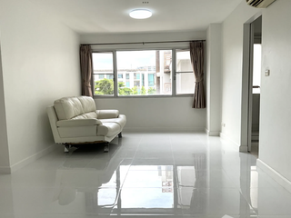 Wohnung zum Kauf mit 1 Zimmer in Yan Nawa, Bangkok