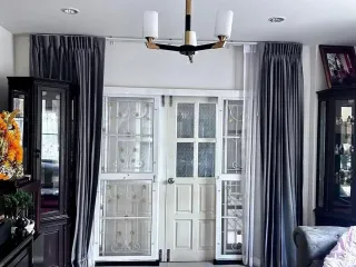 Haus zur Miete mit 3 Zimmer in Khan Na Yao, Bangkok