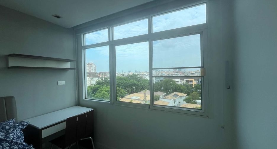 Condo en alquiler de 2 habitaciones en Wang Thonglang, Bangkok
