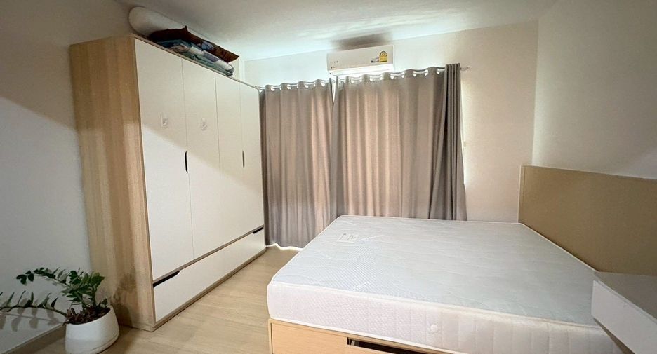 For rent 1 bed condo in Huai Khwang, Bangkok