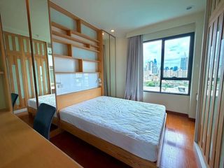 For rent 3 ベッドルーム condo in Yan Nawa, Bangkok