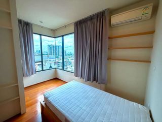 For rent 3 ベッドルーム condo in Yan Nawa, Bangkok
