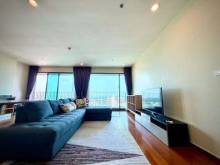 À louer 2 chambres condo à Yan Nawa, Bangkok