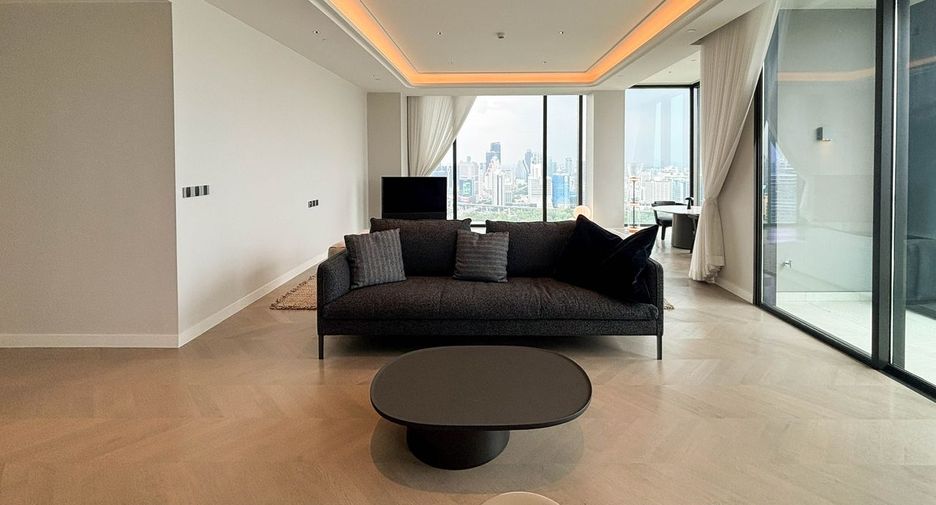 À louer et à vendre 3 chambres condo à Sathon, Bangkok