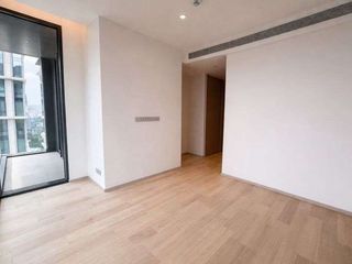 For rent and for sale 3 bedrooms condo in Pathum Wan, Bangkok