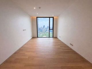 For rent and for sale 3 bedrooms condo in Pathum Wan, Bangkok