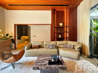 For rent 4 bedrooms villa in Mueang Phuket, Phuket