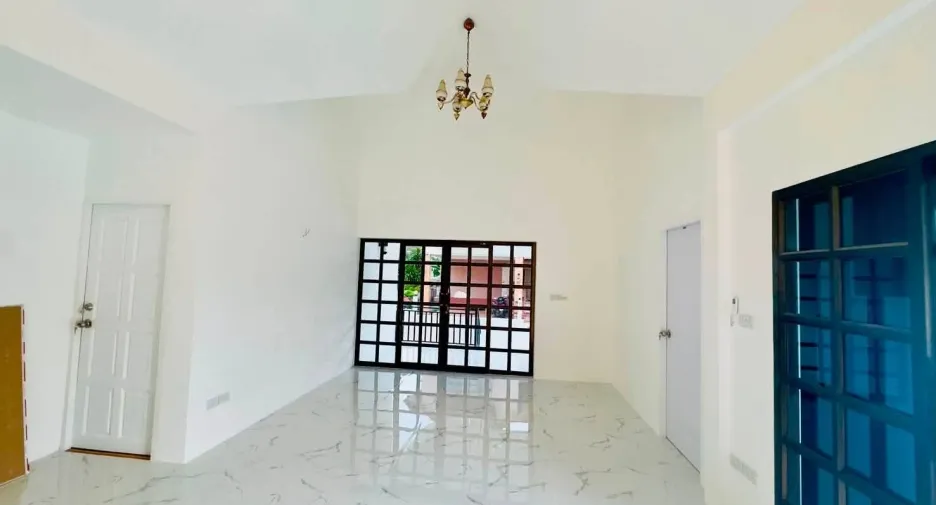 For sale 3 bedrooms villa in Bang Lamung, Chonburi