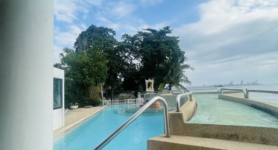For sale 1 bed condo in Bang Lamung, Chonburi