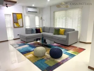 For rent 4 bedrooms villa in Bang Lamung, Chonburi