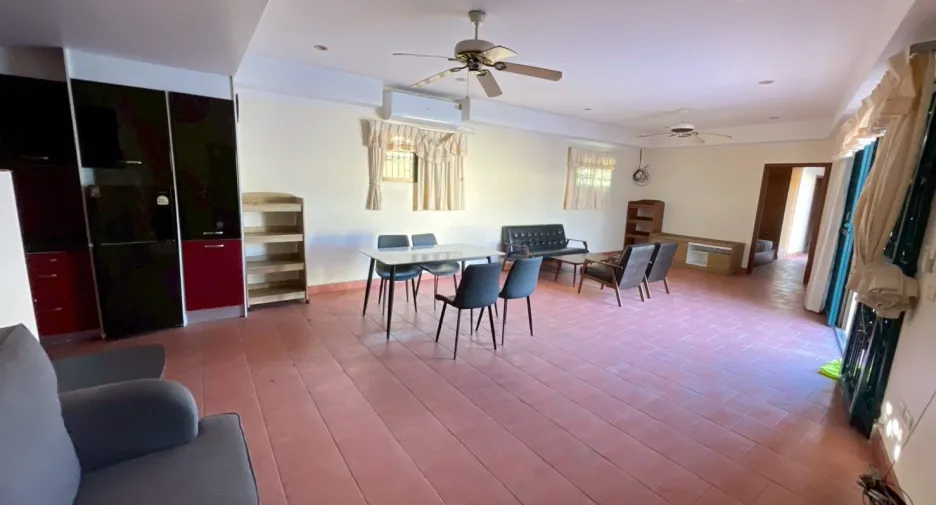 For sale 5 bedrooms villa in Bang Lamung, Chonburi