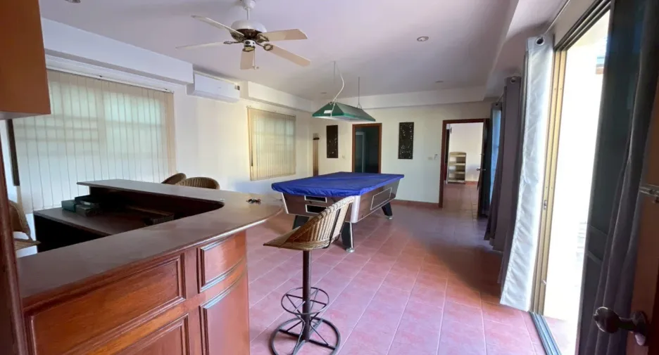 For sale 5 bedrooms villa in Bang Lamung, Chonburi