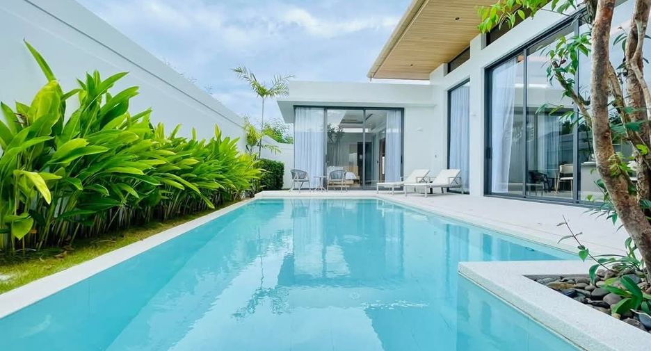 For rent 4 bedrooms villa in Mueang Phuket, Phuket