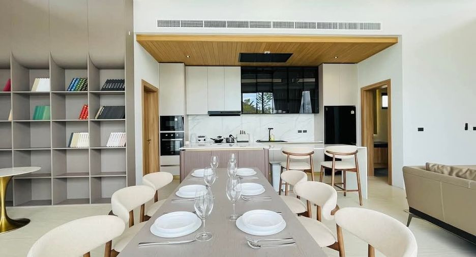 For rent 4 bedrooms villa in Mueang Phuket, Phuket