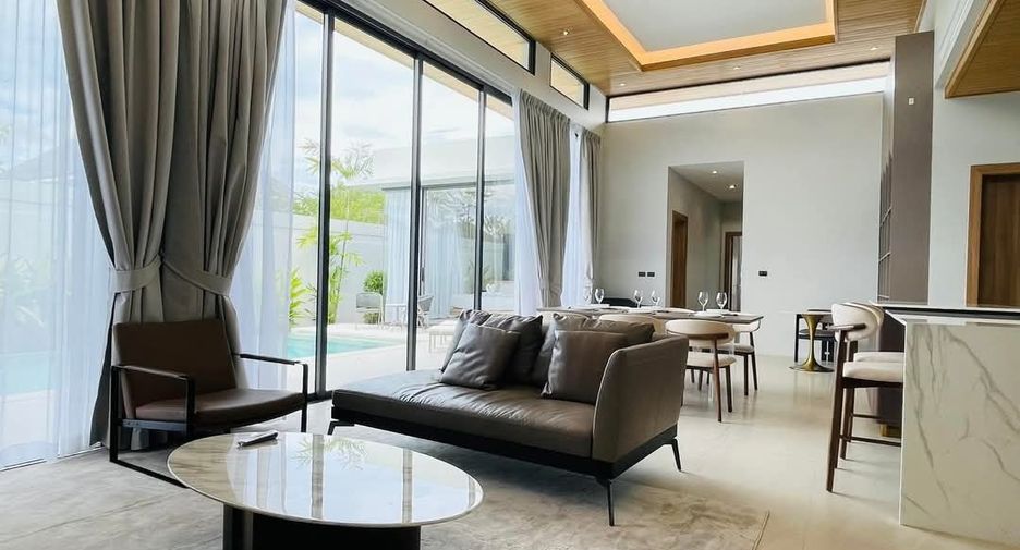 For rent 4 bedrooms villa in Mueang Phuket, Phuket
