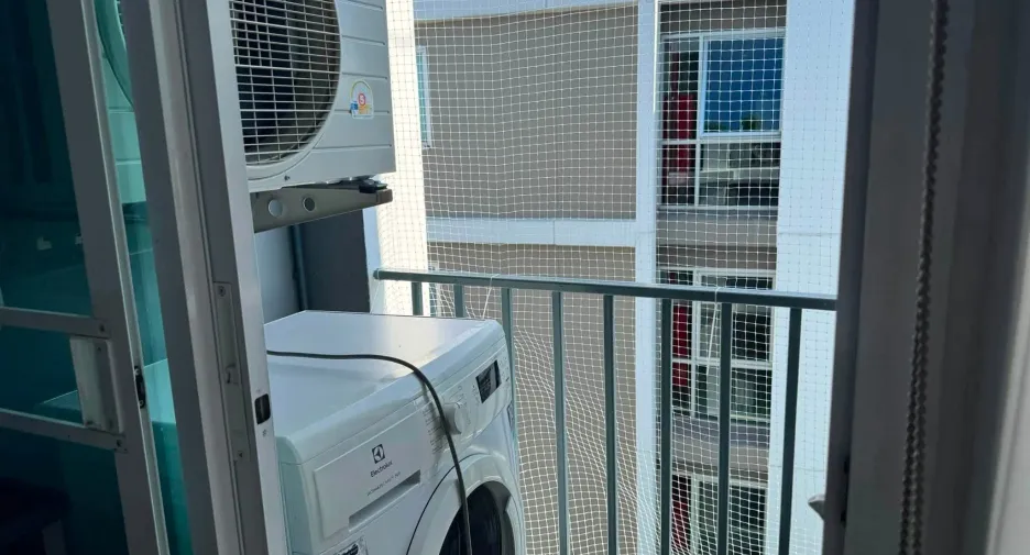 For sale 1 bed condo in Mueang Samut Prakan, Samut Prakan