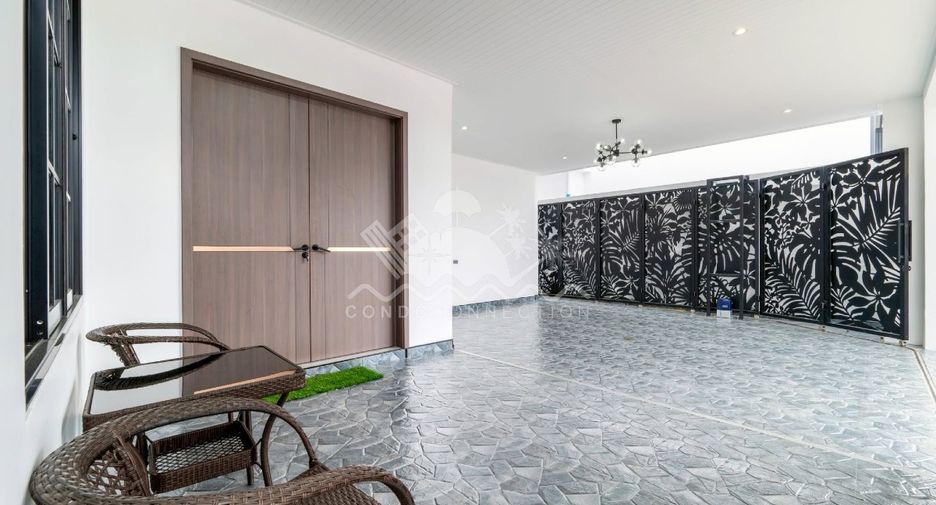 For rent and for sale 3 bedrooms house in Bang Lamung, Chonburi