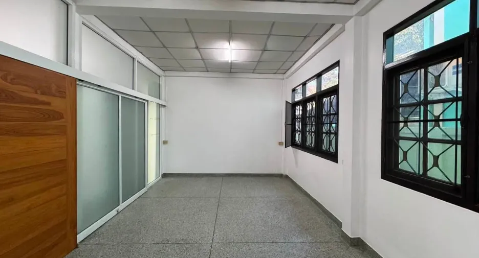 For rent 3 bedrooms house in Sai Mai, Bangkok