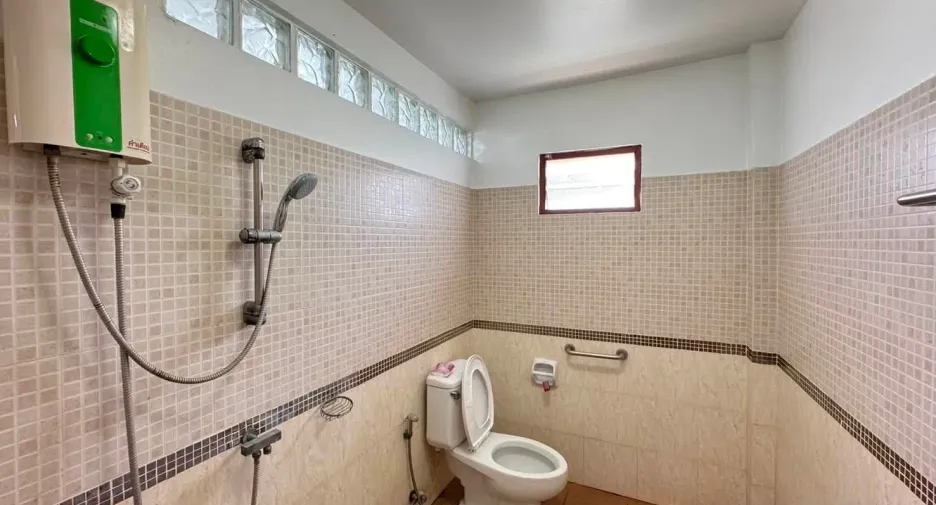 For rent 3 bedrooms house in Sai Mai, Bangkok