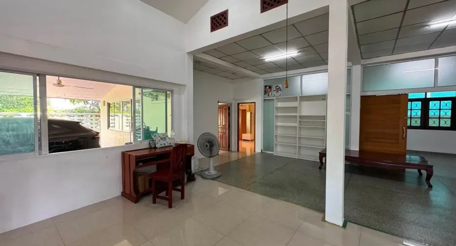 For rent 3 bedrooms house in Sai Mai, Bangkok