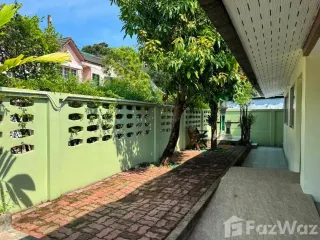 For rent 3 bedrooms house in Sai Mai, Bangkok