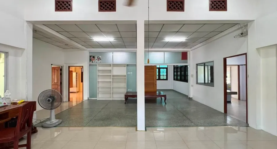 For rent 3 bedrooms house in Sai Mai, Bangkok